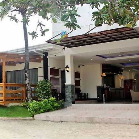 Bluefins Resort Lapu-Lapu City Exterior photo
